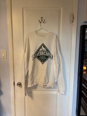 Roots Beaver Canoe White Crewneck Sweatshirt with Green Graphic